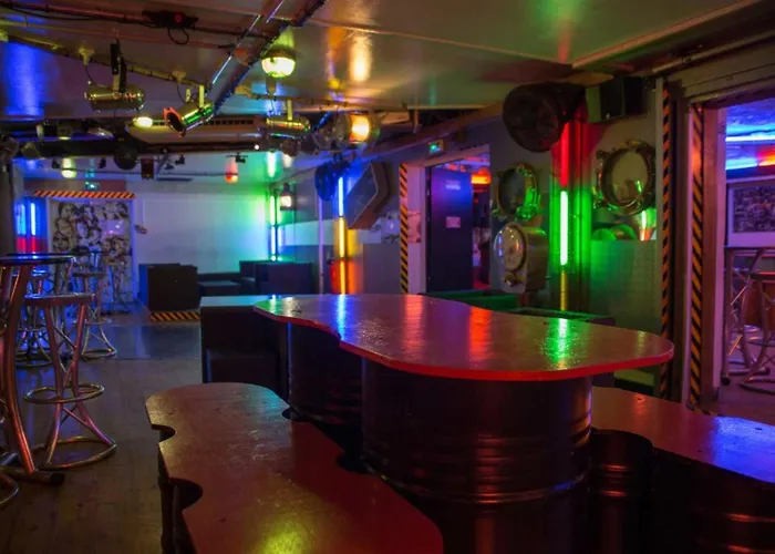 Auberge De Jeunesse Hi Paris Le D'Artagnan