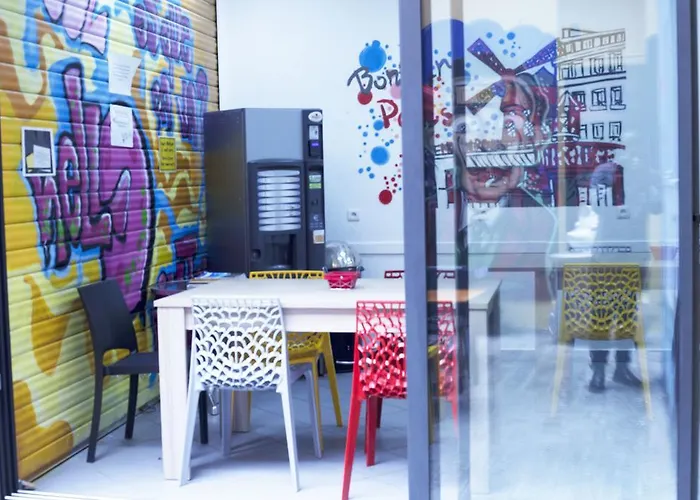 Jacobs Inn Hostel Paris